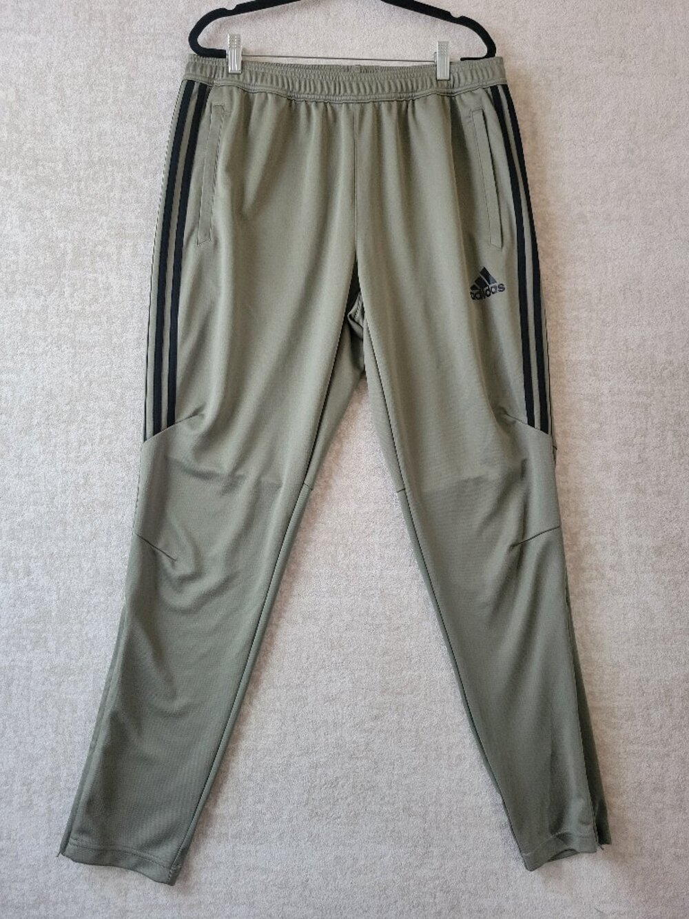 Adidas Men's Tiro 23 Soccer Pants Climacool Mesh Zipper Pockets Green Large Mens
